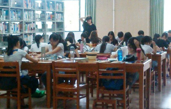 网络图片(侵删) 网络图片(侵删)