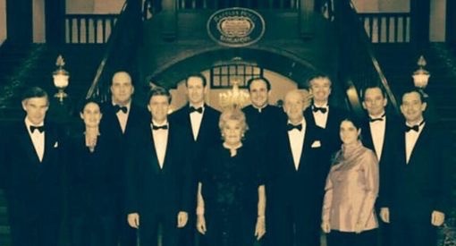 网络图片(侵删) 网络图片(侵删)