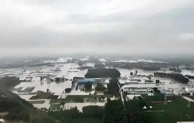 网络图片(侵删) 网络图片(侵删)