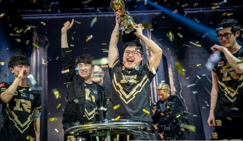 网络图片(侵删) 网络图片(侵删)