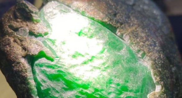 网络图片(侵删) 网络图片(侵删)