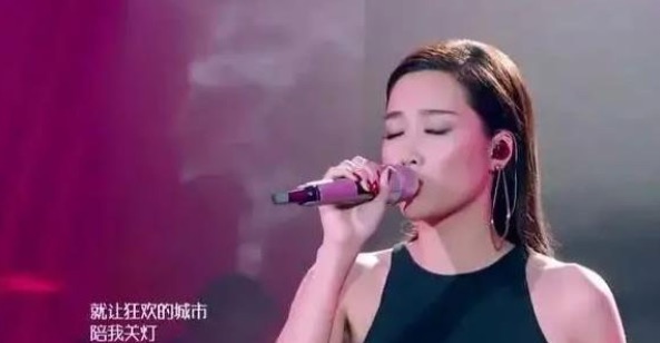 网络图片(侵删) 网络图片(侵删)