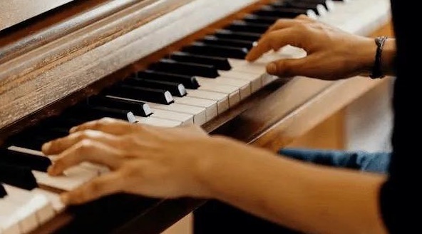 网络图片(侵删) 网络图片(侵删)