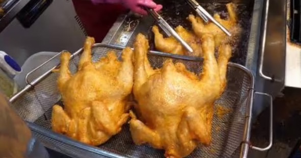 网络图片(侵删) 网络图片(侵删)