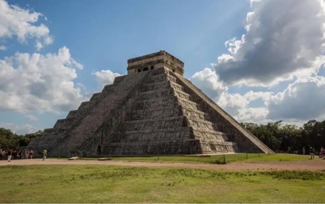 网络图片(侵删) 网络图片(侵删)