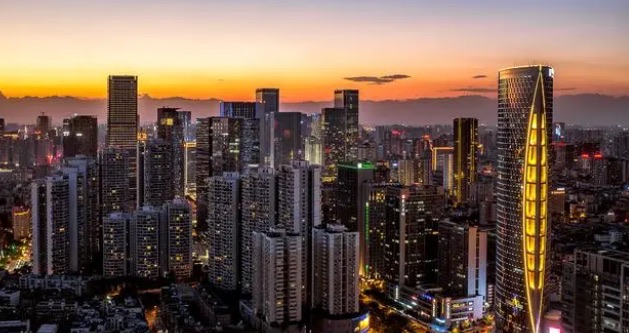 网络图片(侵删) 网络图片(侵删)