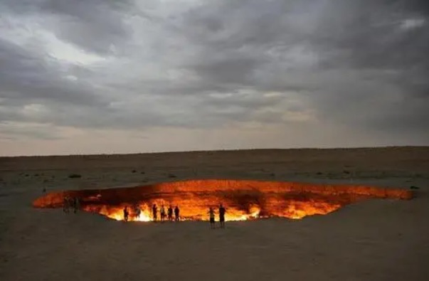 网络图片(侵删) 网络图片(侵删)