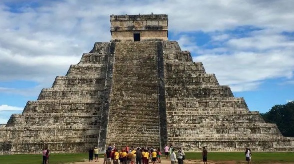 网络图片(侵删) 网络图片(侵删)