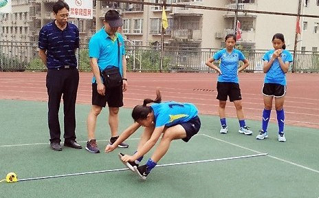 网络图片(侵删) 网络图片(侵删)