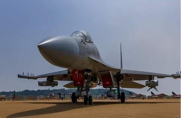 网络图片(侵删) 网络图片(侵删)