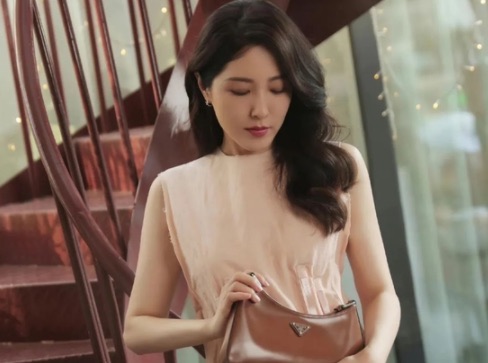 网络图片(侵删) 网络图片(侵删)