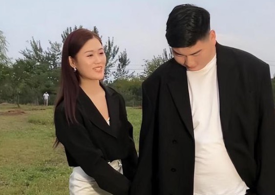 网络图片(侵删) 网络图片(侵删)