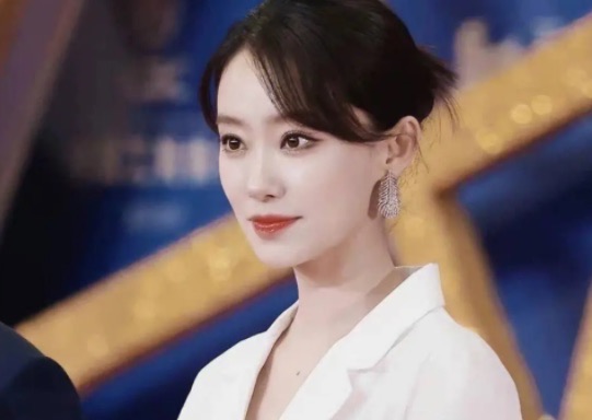 网络图片(侵删) 网络图片(侵删)