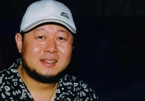 网络图片(侵删) 网络图片(侵删)