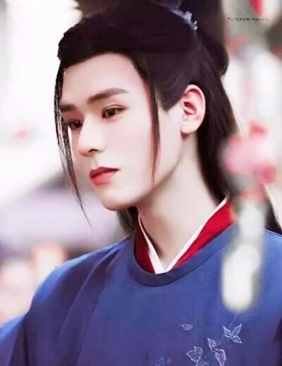 网络图片(侵删) 网络图片(侵删)