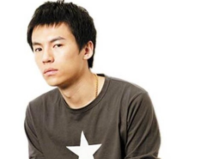 网络图片(侵删) 网络图片(侵删)