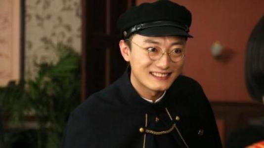 网络图片(侵删) 网络图片(侵删)