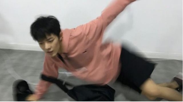 网络图片(侵删) 网络图片(侵删)