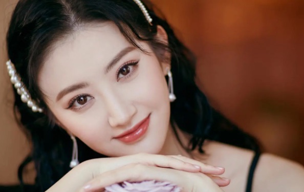 网络图片(侵删) 网络图片(侵删)