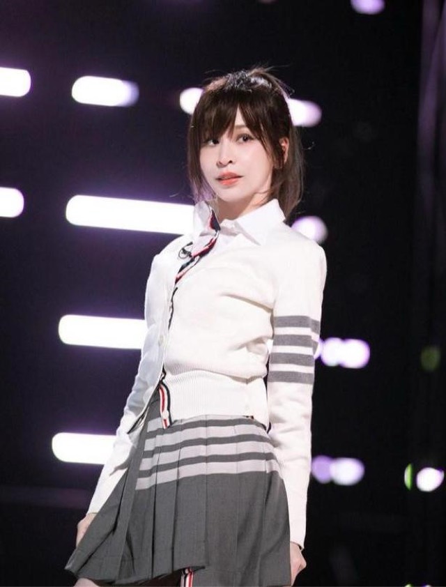 网络图片(侵删) 网络图片(侵删)