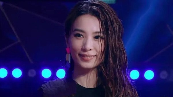 网络图片(侵删) 网络图片(侵删)