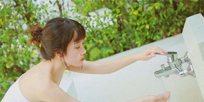 网络图片(侵删) 网络图片(侵删)