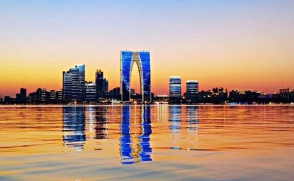 网络图片(侵删) 网络图片(侵删)