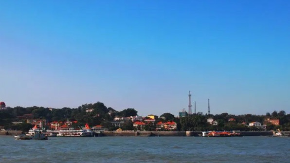 网络图片(侵删) 网络图片(侵删)