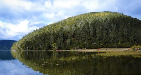 网络图片(侵删) 网络图片(侵删)