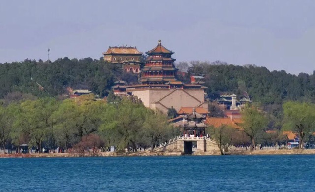 网络图片(侵删) 网络图片(侵删)