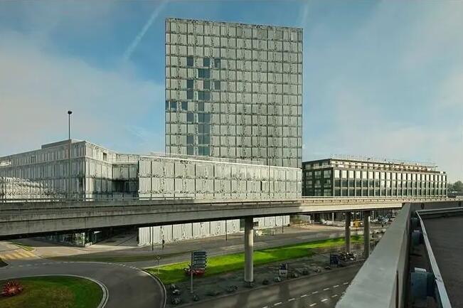 网络图片(侵删) 网络图片(侵删)