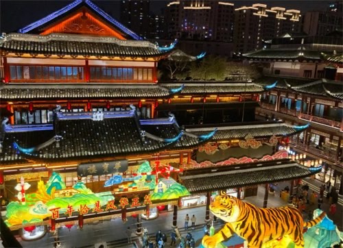 网络图片(侵删) 网络图片(侵删)