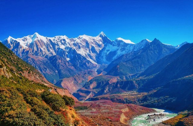 网络图片(侵删) 网络图片(侵删)