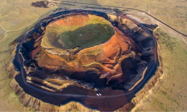 网络图片(侵删) 网络图片(侵删)