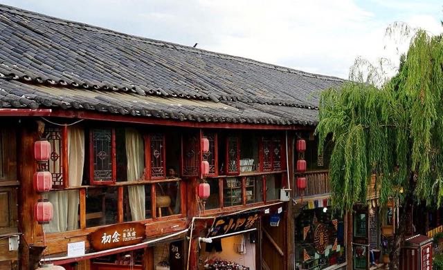 网络图片(侵删) 网络图片(侵删)