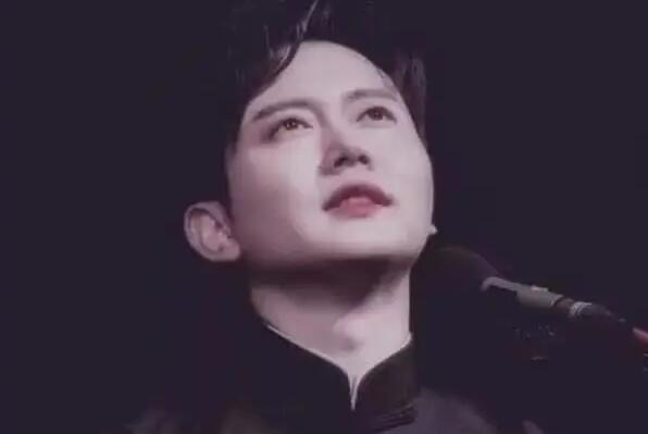 网络图片(侵删) 网络图片(侵删)